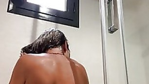 Vends-ta-culotte - French Girl  and Shower Masturbation