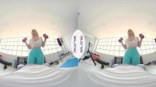 Blondie Fesser - Workout with Blondie in 4K